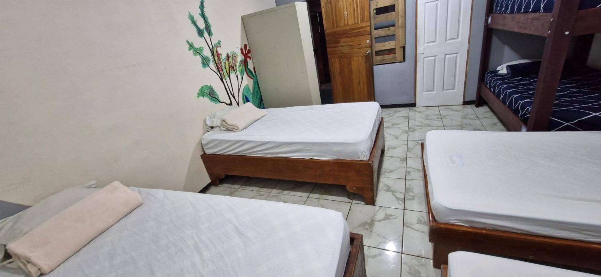 Mi Casa Tica Hostel Monteverde Kültér fotó
