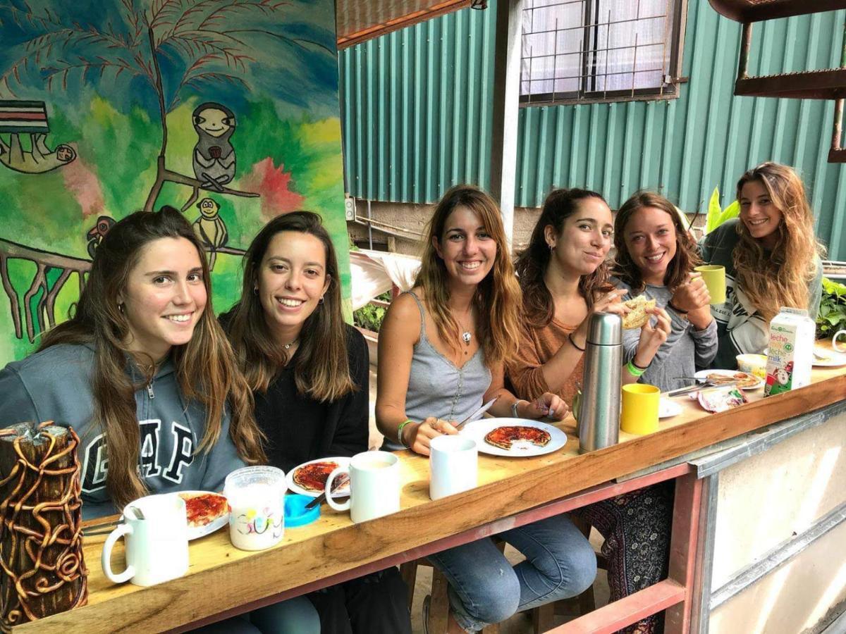 Mi Casa Tica Hostel Monteverde Kültér fotó